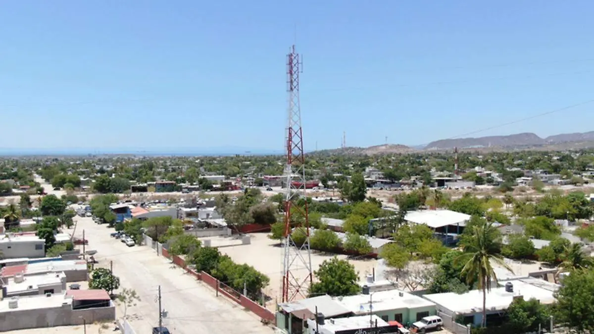 Antena cfe internet en primaria la paz 2